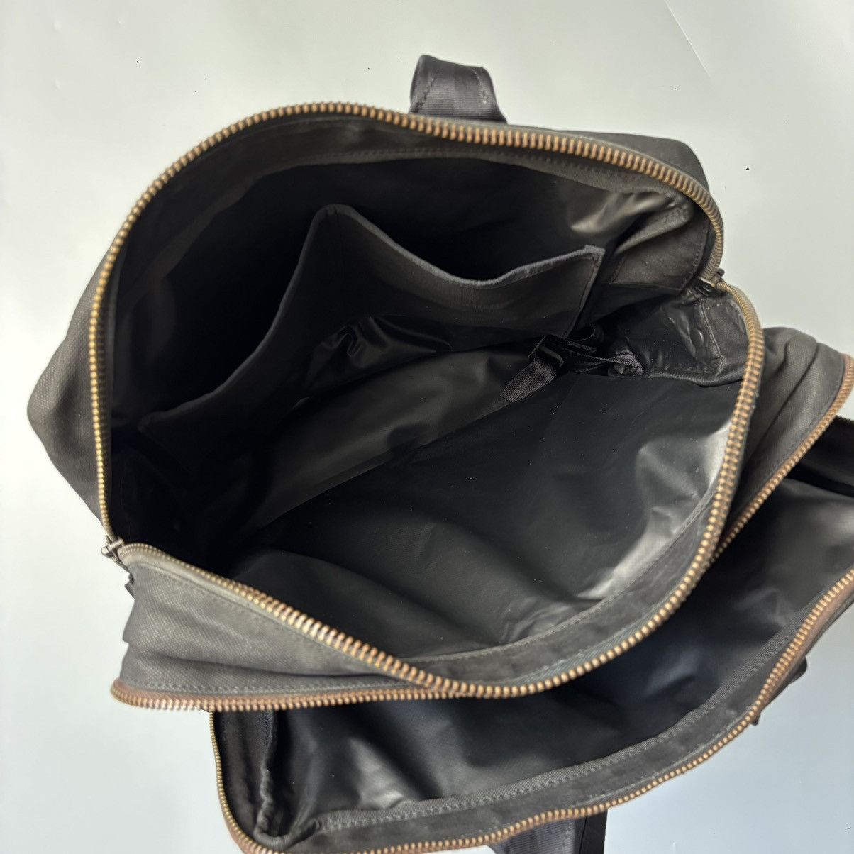 Japanese Brand GRA_CHIC MILITARY TOTE BAG TETRA by Yoshinari Kakazu LEQUIO Size ONE SIZE - 7 Thumbnail
