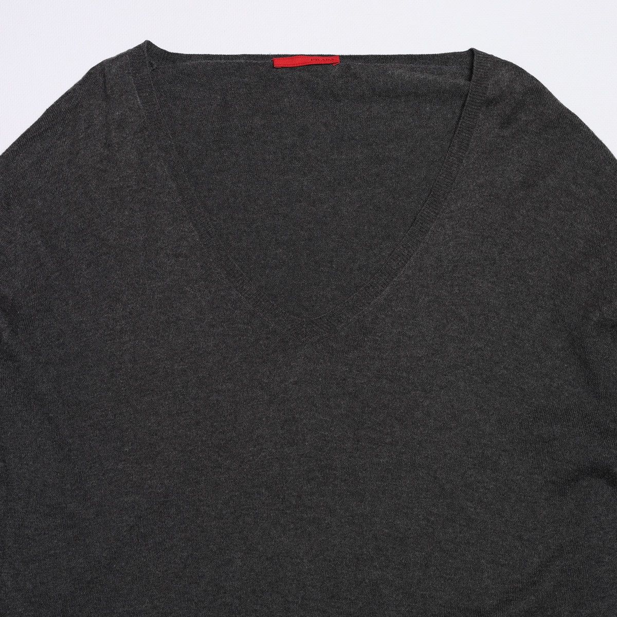 Prada Prada Red Tab V neck Sweater Cashmere Size US L / EU 52-54 / 3 - 5 Thumbnail