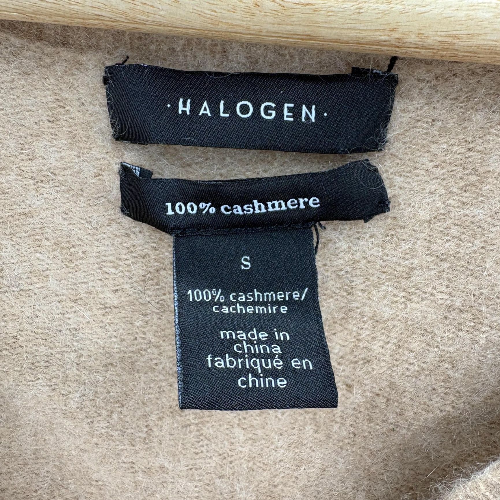 Vintage Halogen Sweater Womens Small Beige 100% Cashmere V-Neck Knit Pullover Cozy Knitwear Casual Womens Size S / US 4 / IT 40 - 4 Thumbnail