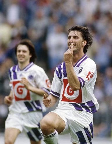 Adidas Anderlecht 94/95 away shirt Size US L / EU 52-54 / 3 - 7 Thumbnail