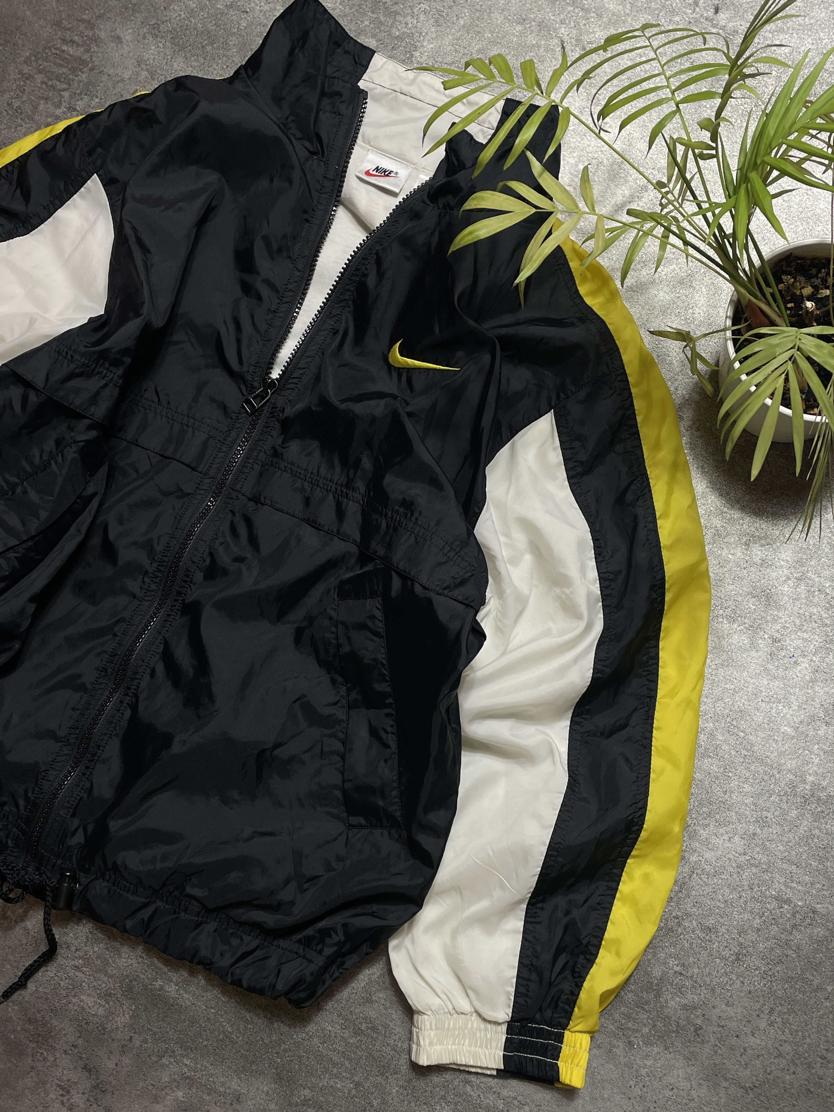 Nike ❗️RARE❗️Nike Vintage 90s Sweatshirt Zip Boxy Fit Rare Swoosh Size US XS / EU 42 / 0 - 2 Thumbnail