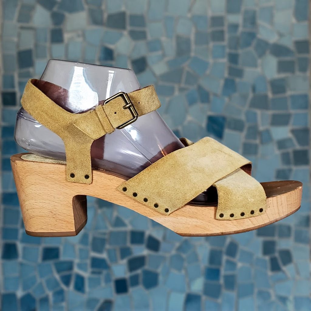 Madewell Madewell The Johanna Crisscross Clog Sandals Biege Suede Women's US 9.5 Size US 10 / IT 40 - 1 Thumbnail