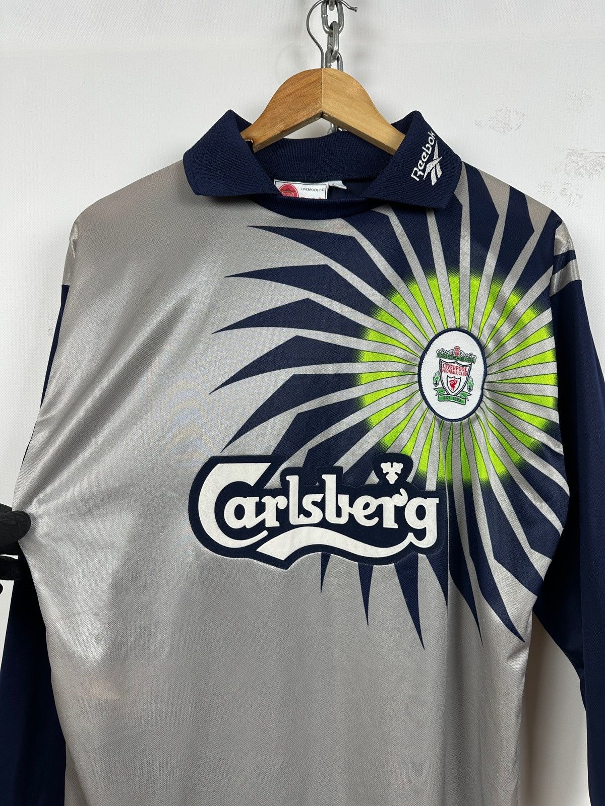 Reebok 1997/98 Vintage Reebok Liverpool Goalkeeper Soccer Jersey Size US S / EU 44-46 / 1 - 7 Thumbnail