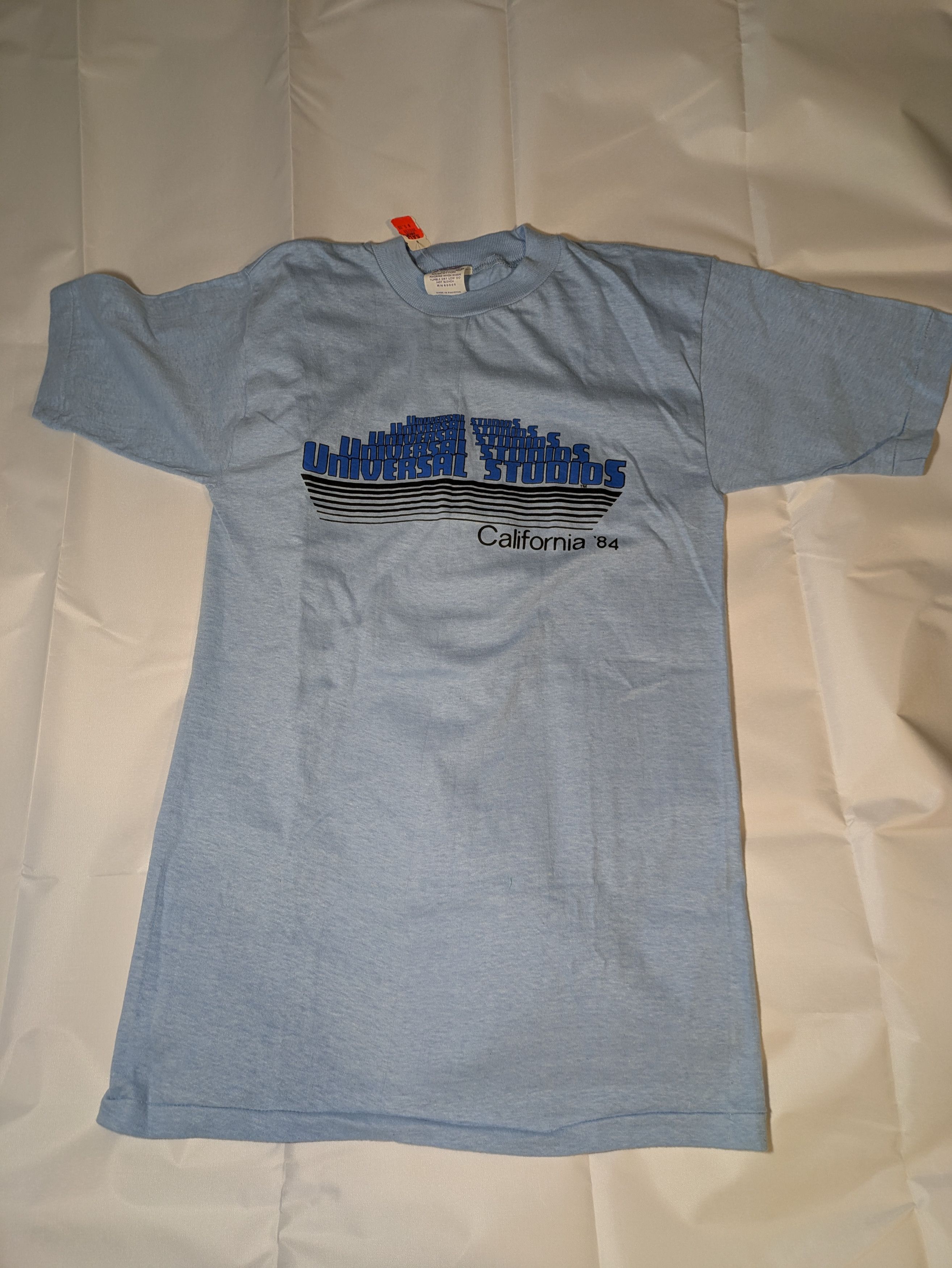 Vintage Vintage '84 universal studios blue t-shirt Size US M / EU 48-50 / 2 - 1 Thumbnail