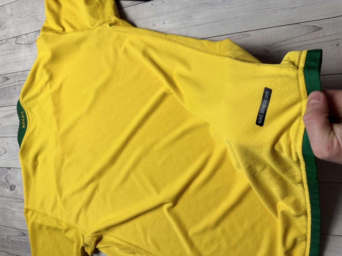 Nike × Vintage Vintage Nike Brazil soccer jersey Brasil size L Size US L / EU 52-54 / 3 - 9 Thumbnail