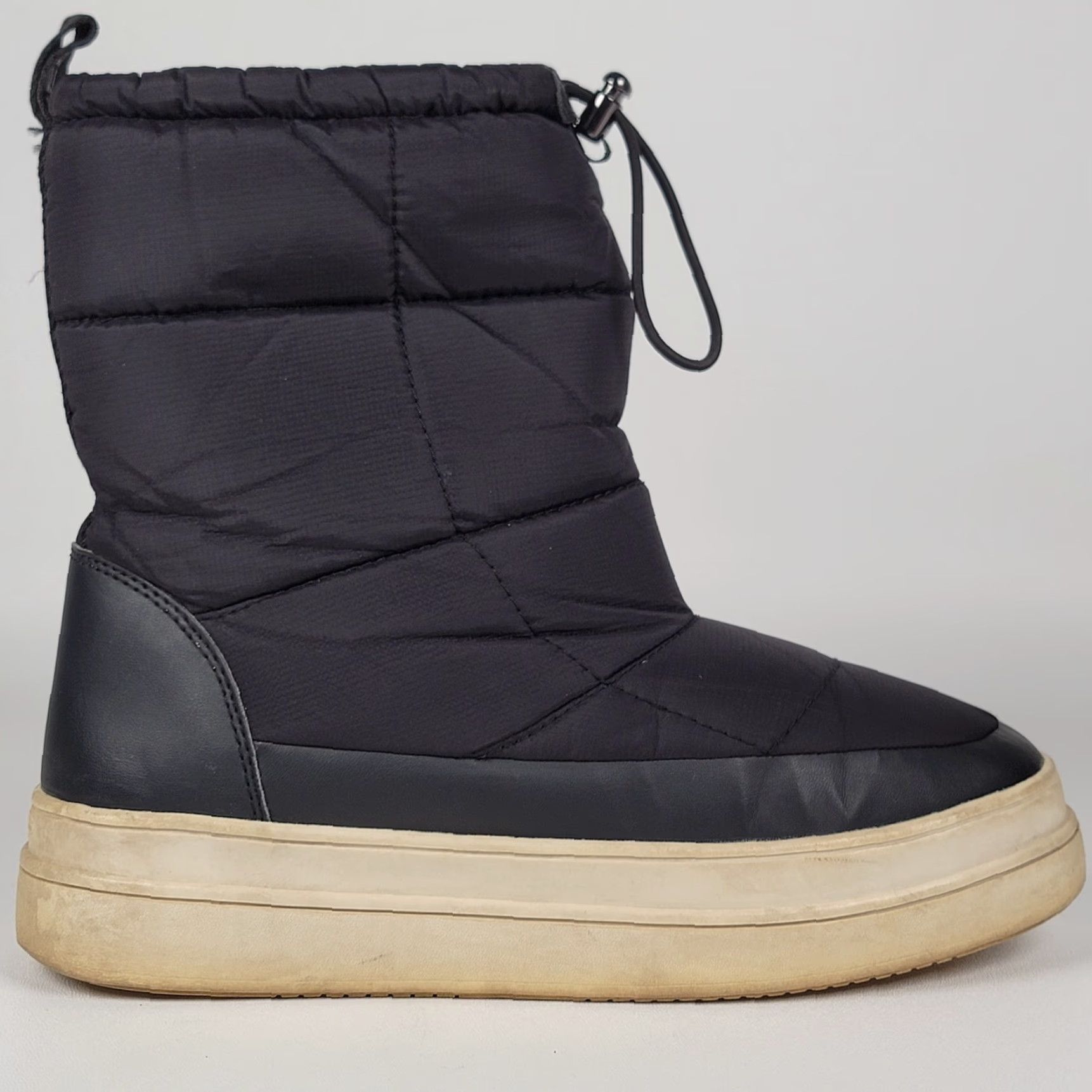 Weatherproof VINTAGE Weatherproof Noah Black Quilted Puffer Platform Boot Womens Size US 8 / IT 38 - 3 Thumbnail