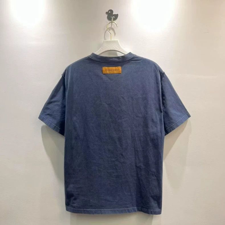 Louis Vuitton Louis Vuitton 23 New Embossed Short Sleeves Size US XXL / EU 58 / 5 - 4 Thumbnail