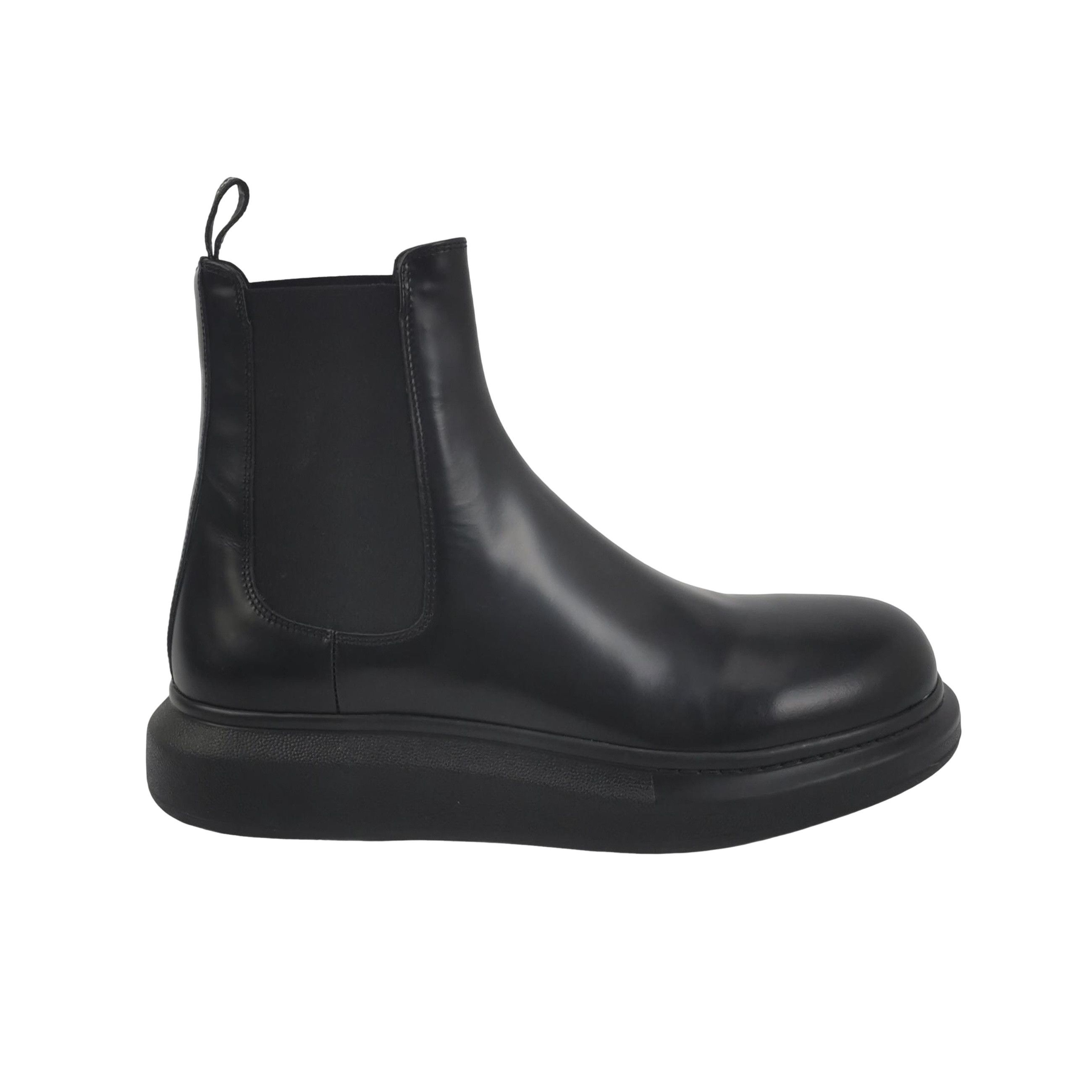 Alexander McQueen Alexander McQueen Leather Chelsea Boots 44 Size US 11 / EU 44 - 1 Thumbnail