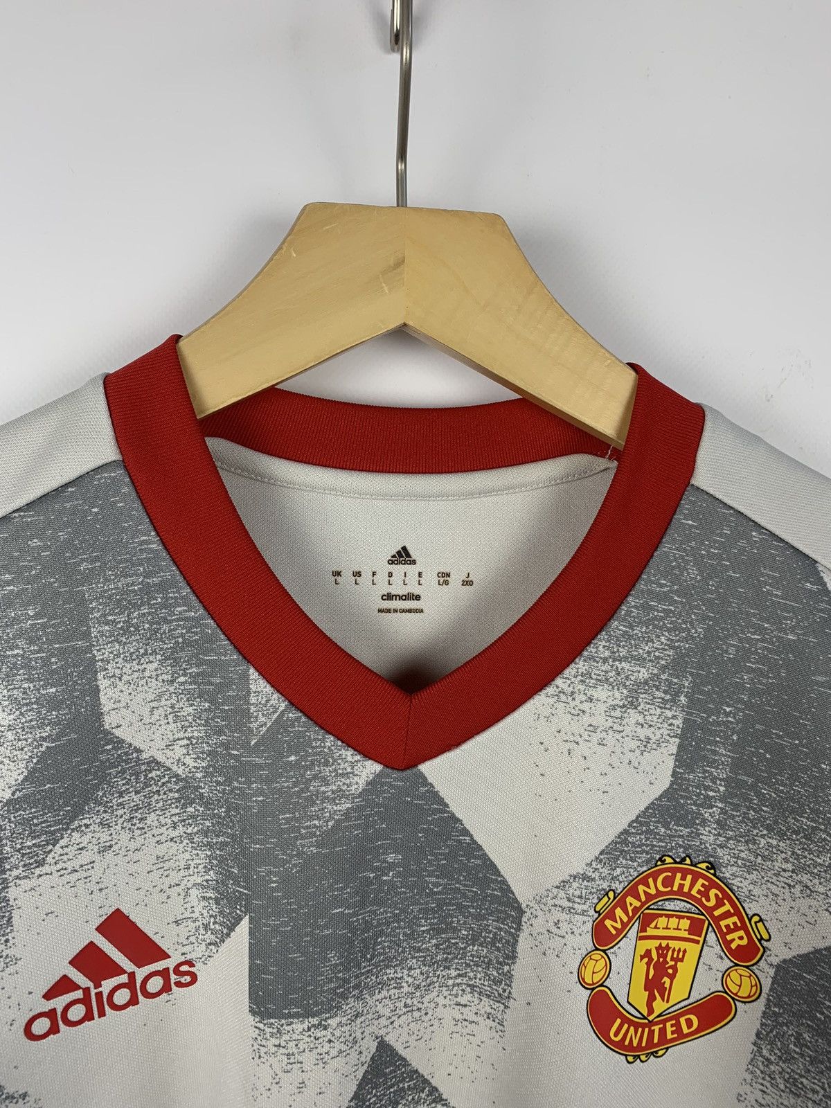 Adidas Vintage Adidas Manchester United Sports Soccer Long Sleeve Size US L / EU 52-54 / 3 - 6 Thumbnail