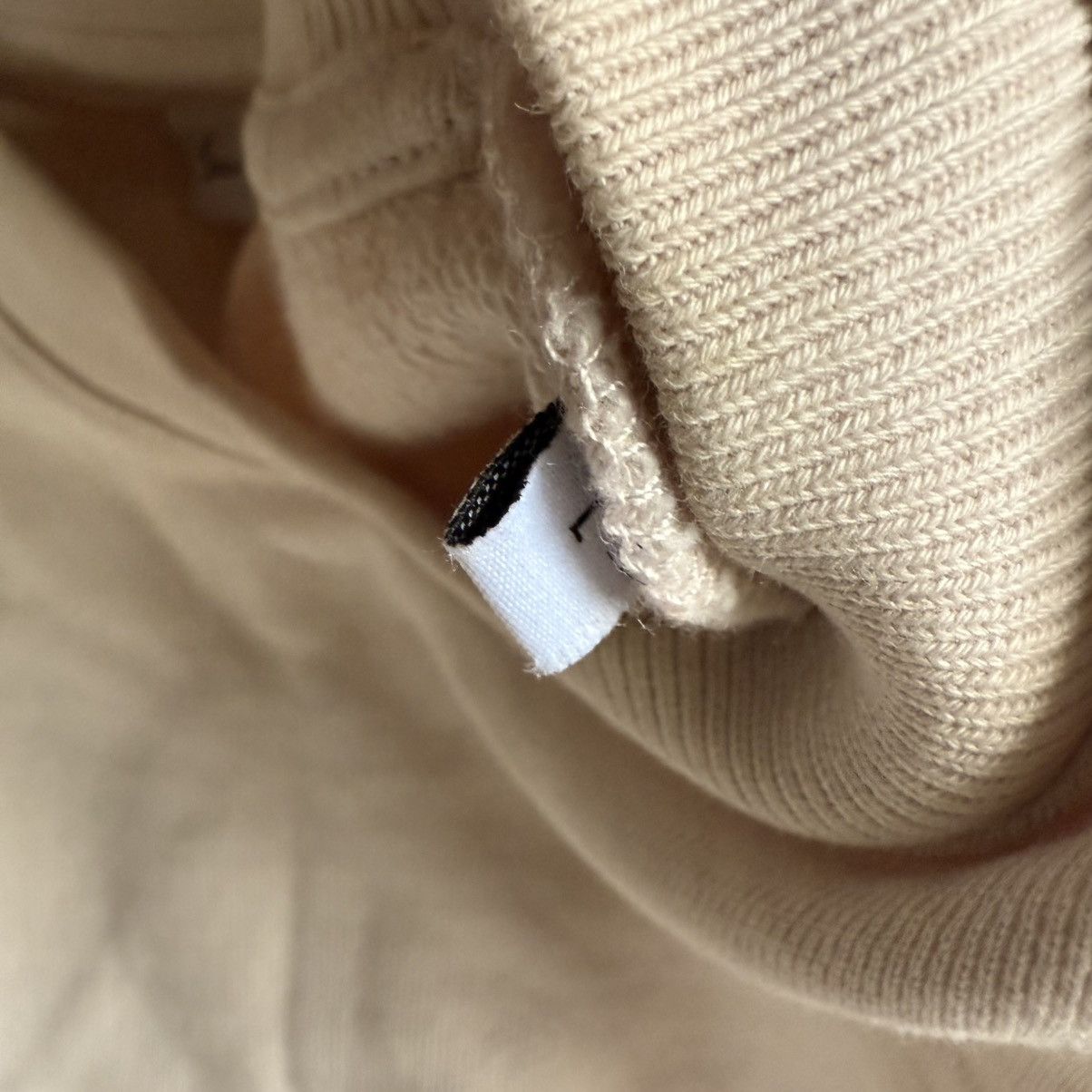 Second/Layer Second layer box crop sweatshirt DELETING TOMORROW‼️ LASTDROP Size US L / EU 52-54 / 3 - 11 Thumbnail