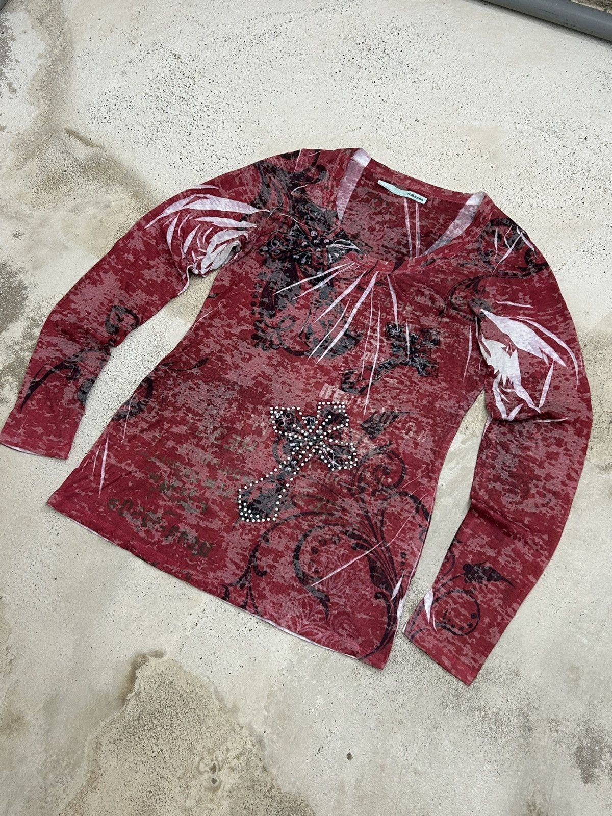 Designer × Japanese Brand Edgy Red L/ Sleeve Top –Distressed Print Angel Wing Graphics Size US XS / EU 42 / 0 - 3 Thumbnail