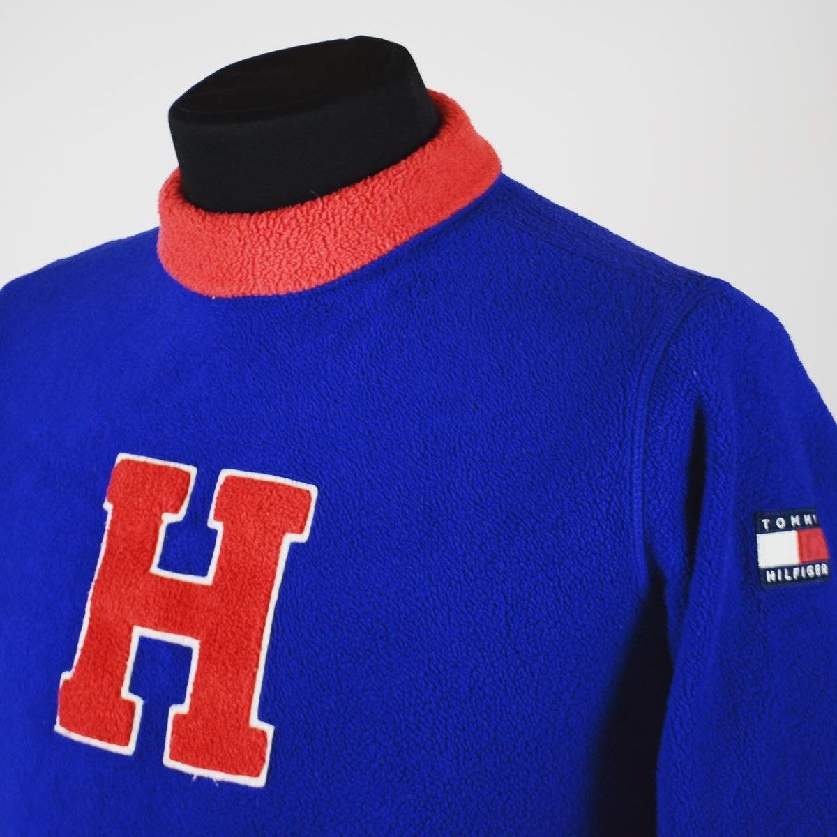 Tommy Hilfiger × Tommy Jeans × Vintage 90's Big Logo Long Sleeve Fleece Turtleneck Sweatshirt Jumper Pullover Size US S / EU 44-46 / 1 - 6 Thumbnail