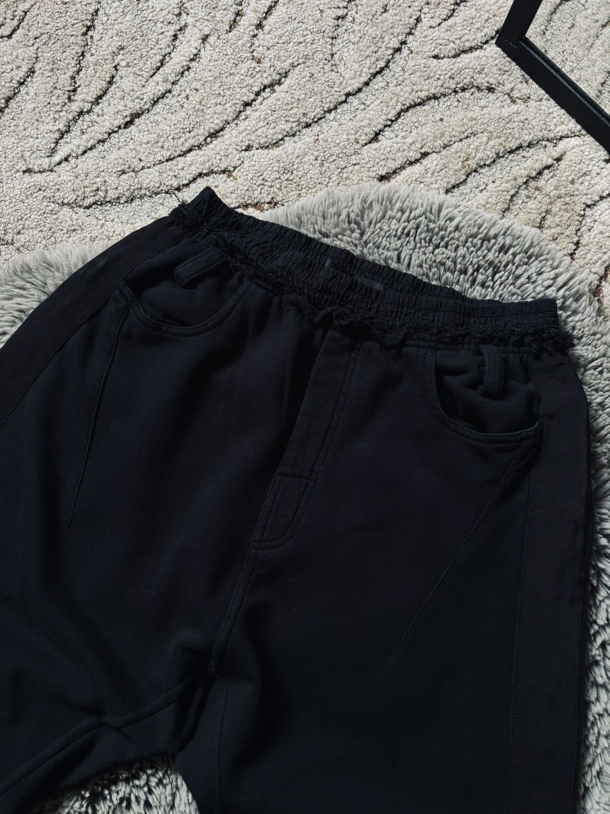 Haider Ackermann Haider Ackermann Sweatpants avant-garde Perth pants Size US 32 / EU 48 - 4 Thumbnail