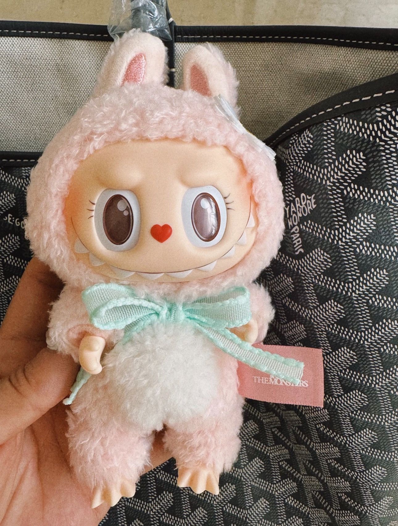 Medicom Toy Pop Mart Mokoko Close To Sweet Size ONE SIZE - 3 Thumbnail
