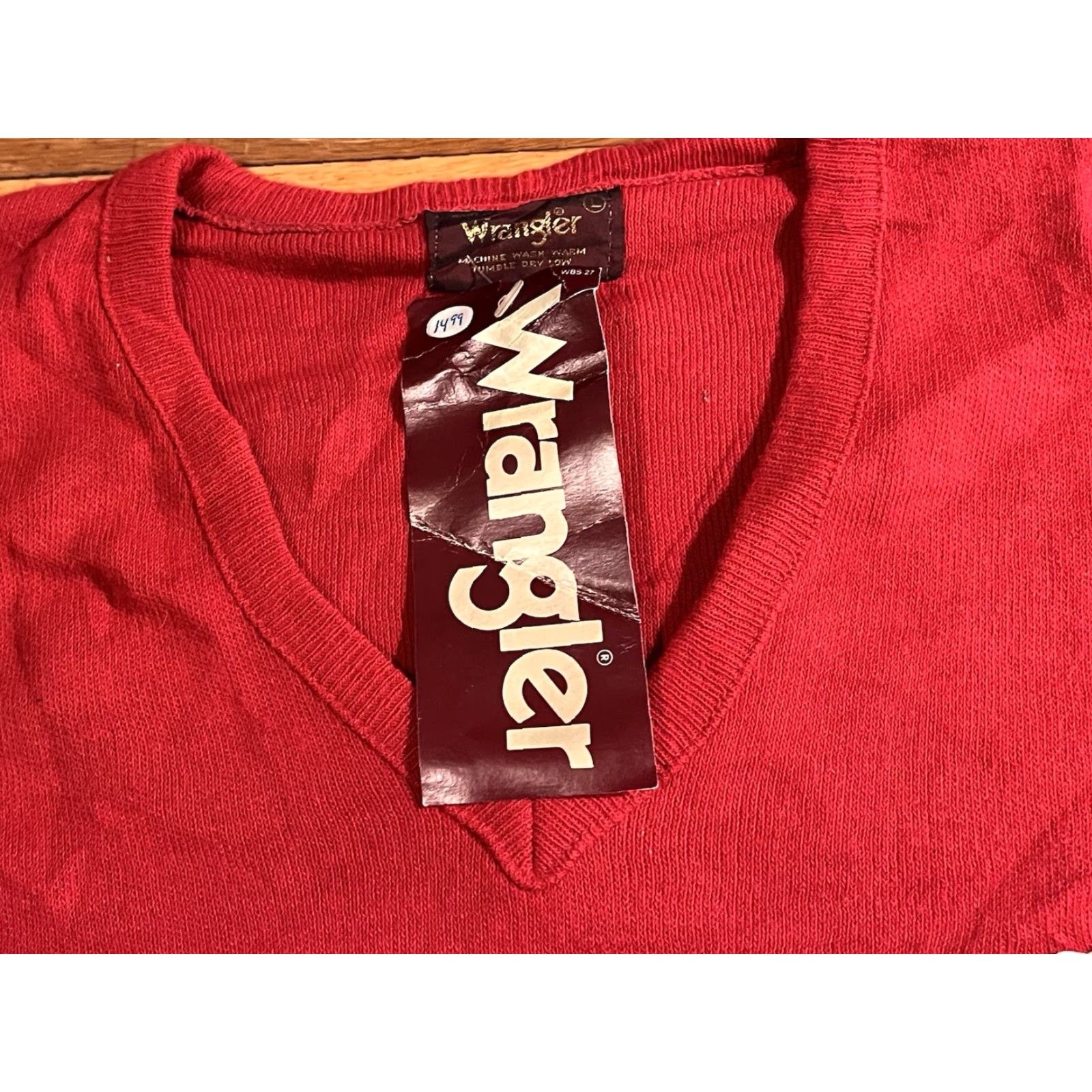 Wrangler VINTAGE Wrangler V-Neck Sweater Men’s L Red Blue Horse Logo 80s Shirt Mens Large Pullover Knit Winter Fall Winter Vintage 80s Horse Logo Size US L / EU 52-54 / 3 - 4 Thumbnail