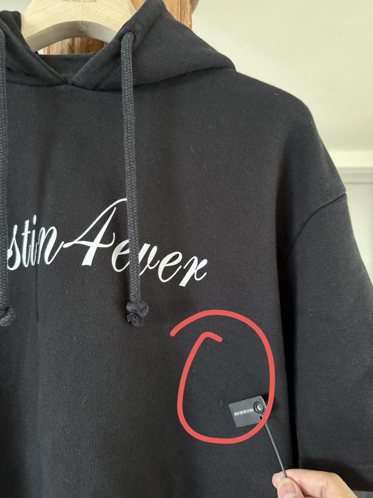 Vetements Vetements AW2017 spliced short sleehoodie sweatshirt -DMC Size US S / EU 44-46 / 1 - 7 Thumbnail