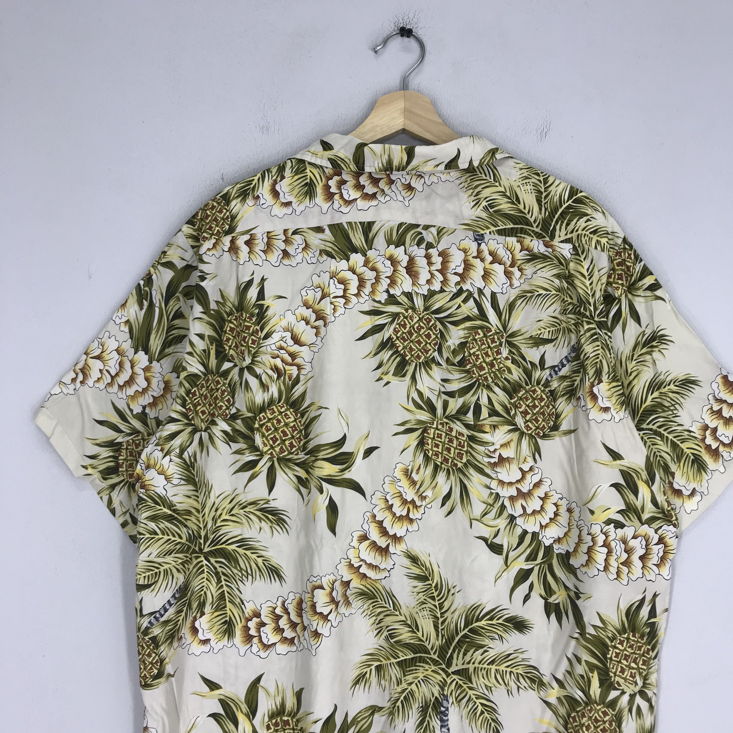 Hilo Hattie Vintage made in hawaii hibicius flower and palm beach - 47 Size US XL / EU 56 / 4 - 7 Thumbnail