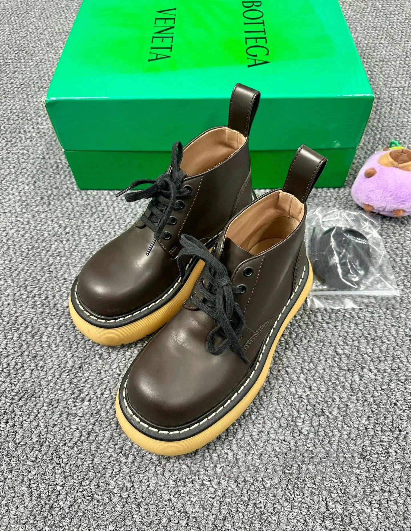 Bottega Veneta Bottega Veneta Brown lace-up Chelsea boots| Size US 5 / IT 35 - 2 Thumbnail