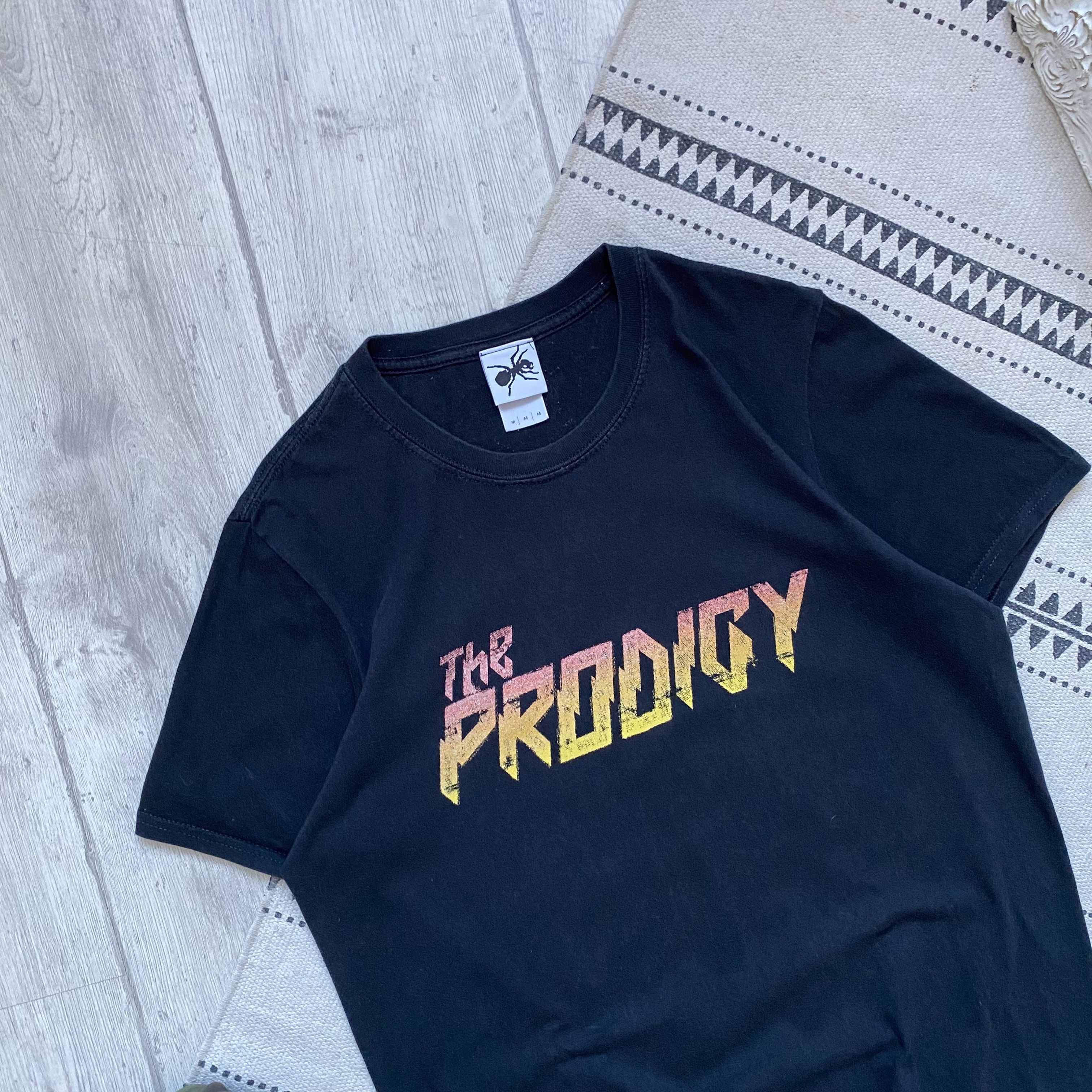 Band Tees 🐜Vintage 00s The Prodigy Band Tee Y2K Rock t-shirt vintage Size US S / EU 44-46 / 1 - 2 Thumbnail