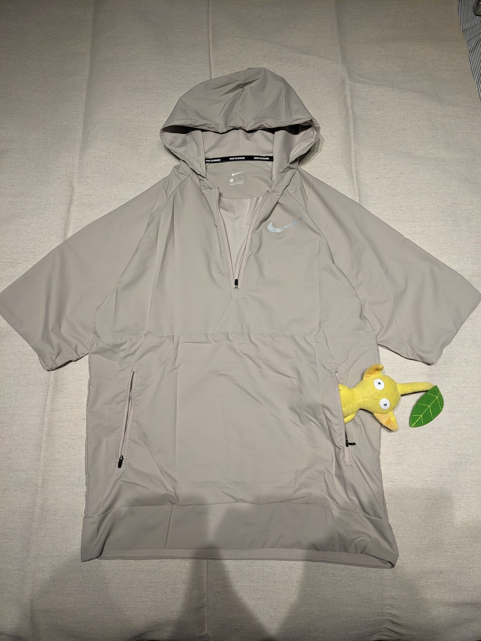 Nike Nike running short sleeve hoodie mens M Size US M / EU 48-50 / 2 - 1 Thumbnail
