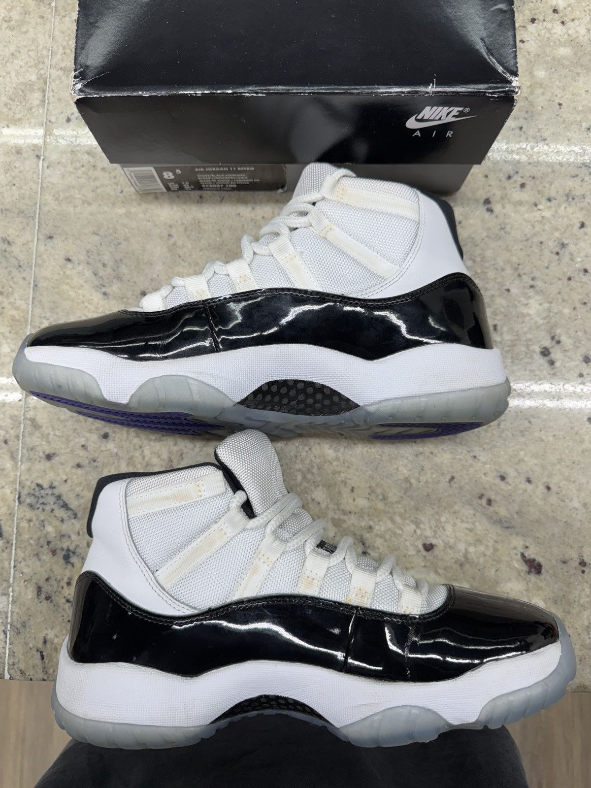 Jordan Brand Air Jordan Concord 11s Size US 8.5 / EU 41-42 - 2 Thumbnail