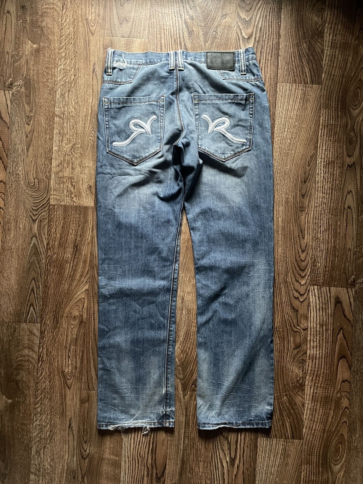 Rocawear Vintage washed ripped Rocawear jeans denim rap y2k swag 00s Size US 33 - 1 Thumbnail
