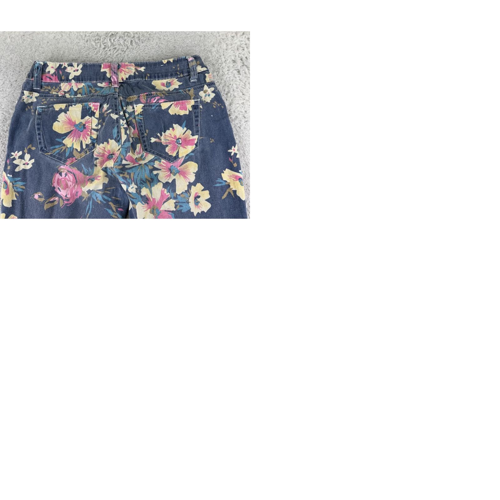 Denime Masoi Jeans Womens 7 Blue Denim Floral Straight Low Rise 25x27 5-Pocket Design Zip 27 Inseam Regular Stretch Vintage No Mens Womens (adjusted end) Size 28" / US 6 / IT 42 - 10 Thumbnail