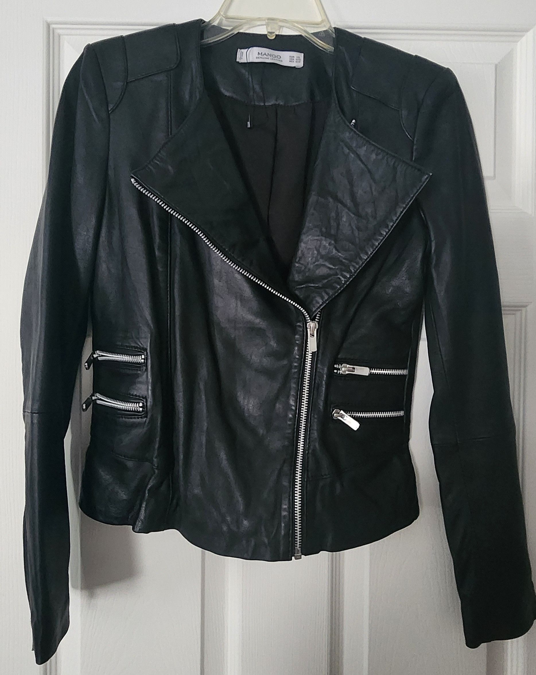 Mango NWOT Mango Black 100% Genuine Leather Moto Jacket Coat XXS Size XXS / US 00 / IT 34 - 1 Thumbnail