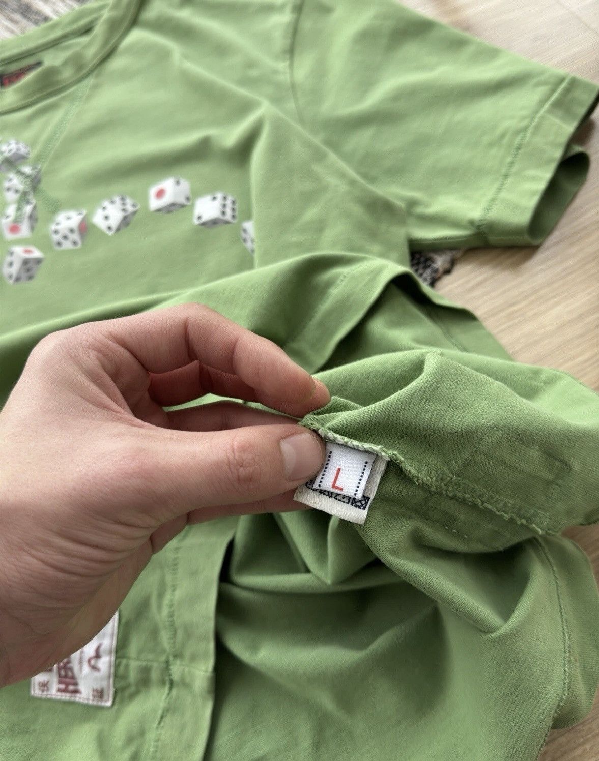 Evisu Vintage Evisu Y2K big logo green distressed tee Size US L / EU 52-54 / 3 - 9 Thumbnail
