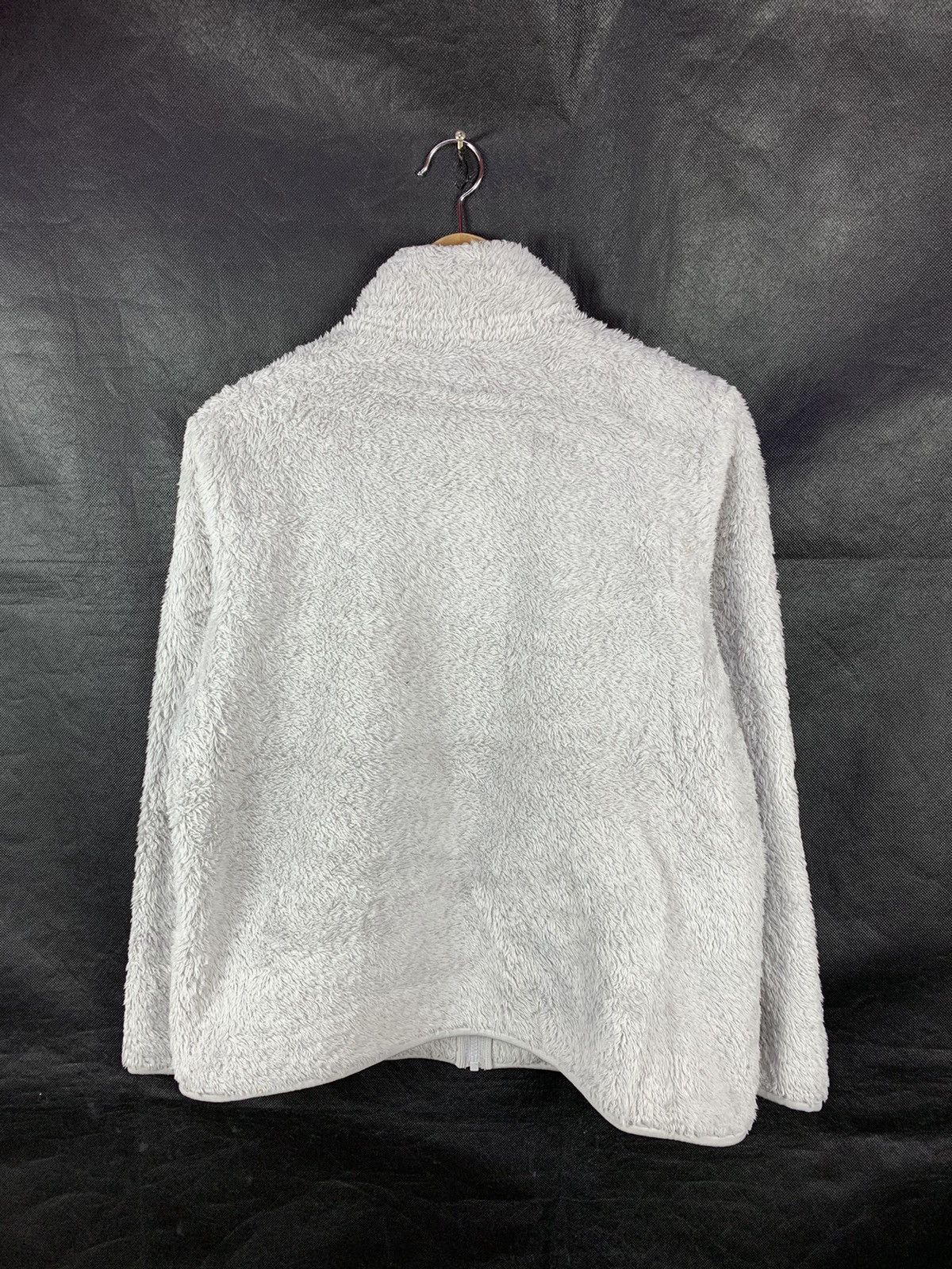 Japanese Brand Steals! Uniqlo Light Gray Fleece Zipper Jacket Size US M / EU 48-50 / 2 - 4 Thumbnail