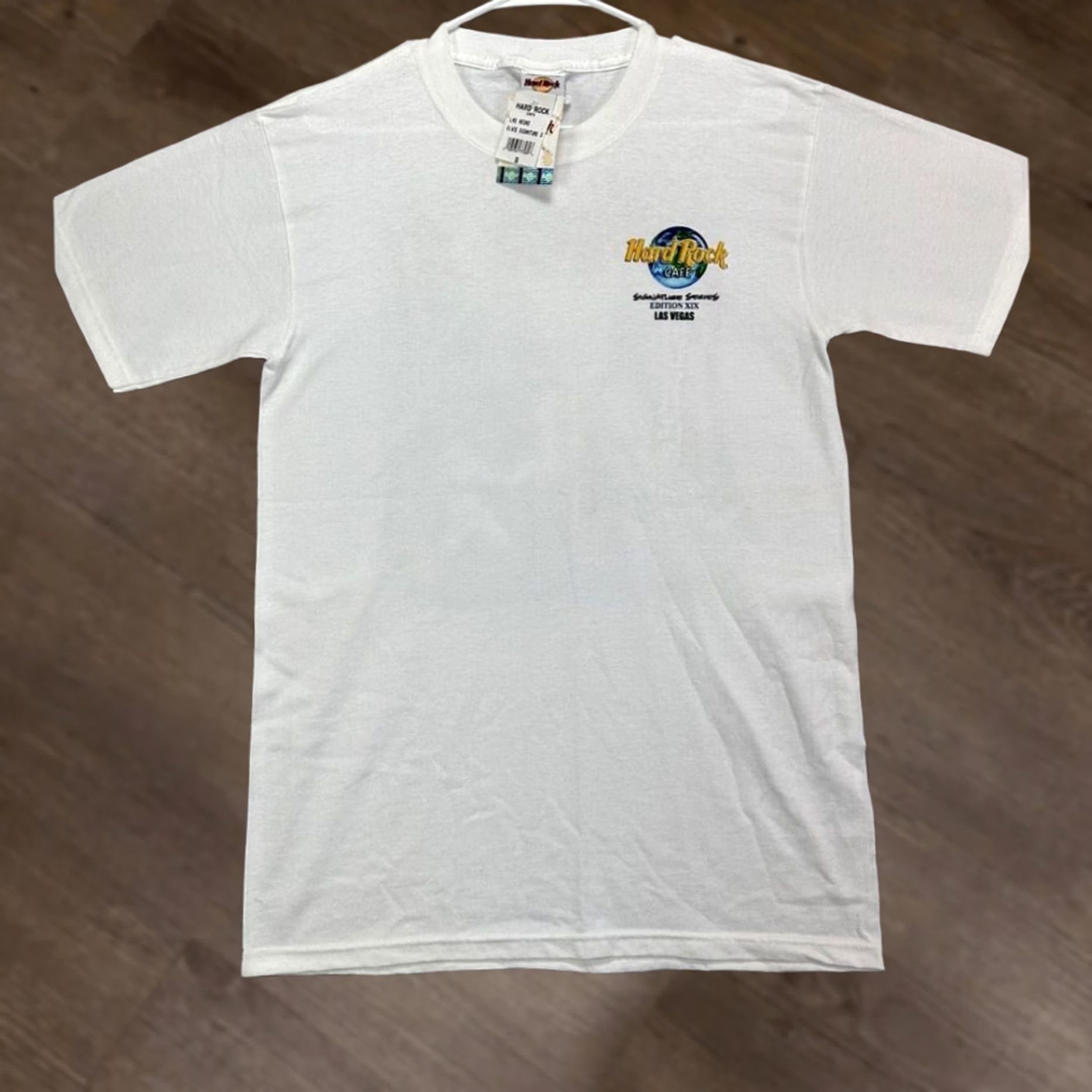 Hard Rock Cafe VINTAGE Hard Rock Cafe T-Shirt Unisex Small White Elvis Signature Series Tee NEW Size US S / EU 44-46 / 1 - 1 Thumbnail