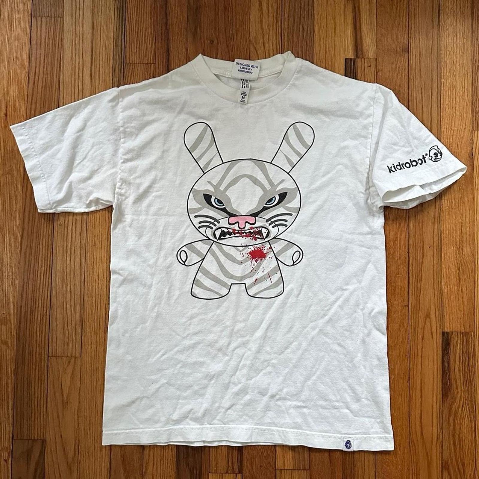 Kid Robot × NERDY × Vintage Rare Vintage Kidrobot Killer Rabbit T Shirt Kid Robot size M Size US M / EU 48-50 / 2 - 1 Thumbnail