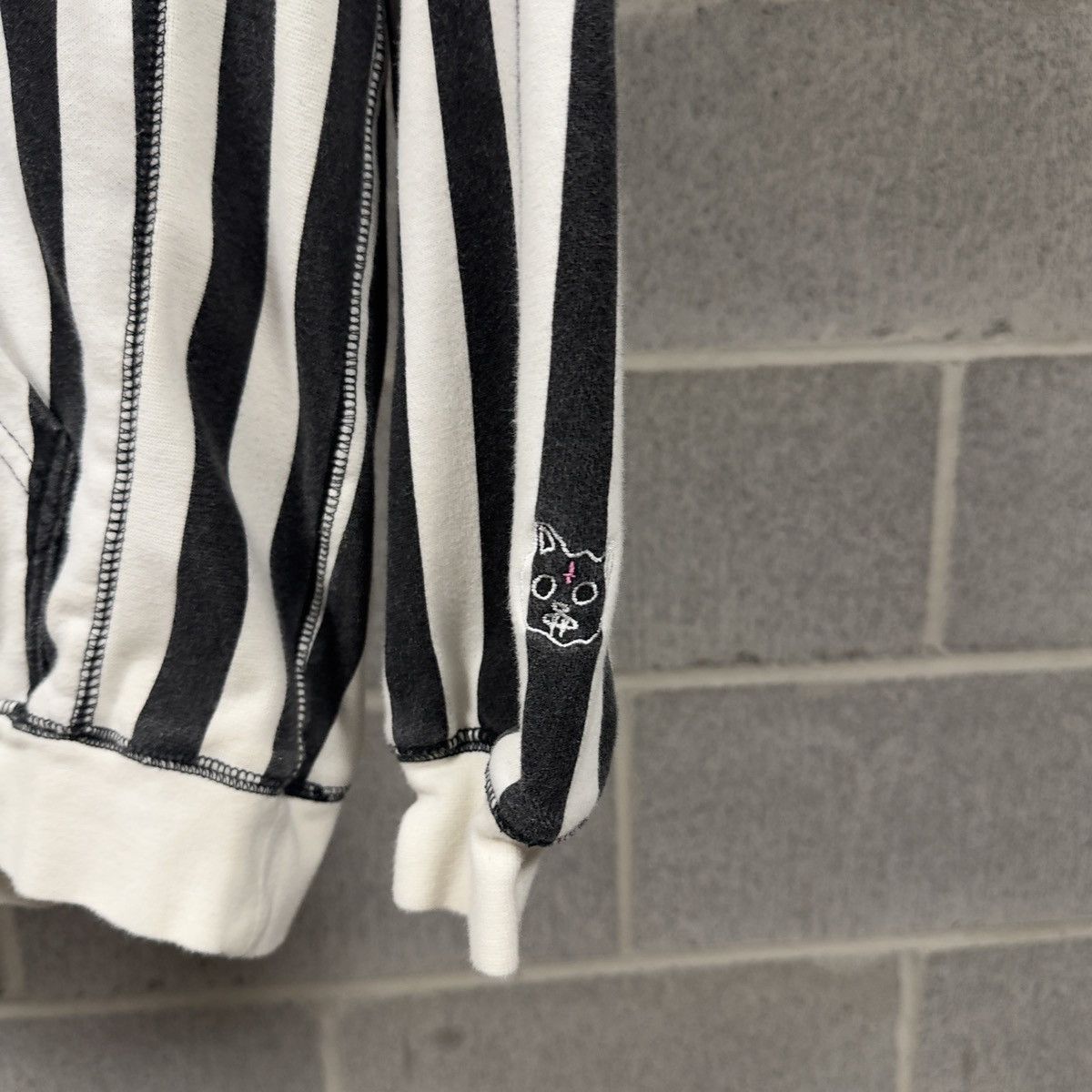 Golf Wang 2014 Kill Cat Flog Gnaw Striped Hoodie Black White Size US L / EU 52-54 / 3 - 4 Thumbnail