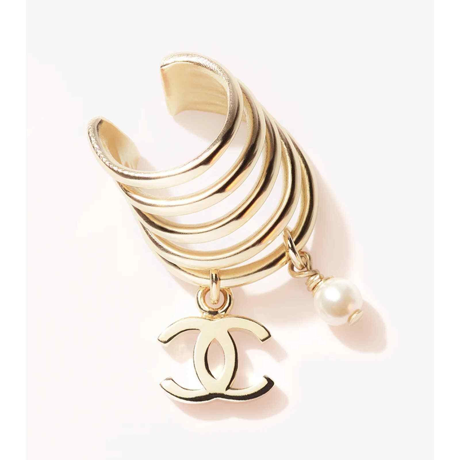 Chanel Chanel Gold Pearl White Drop Statement Cuff Earring Jewel Size ONE SIZE - 1 Thumbnail