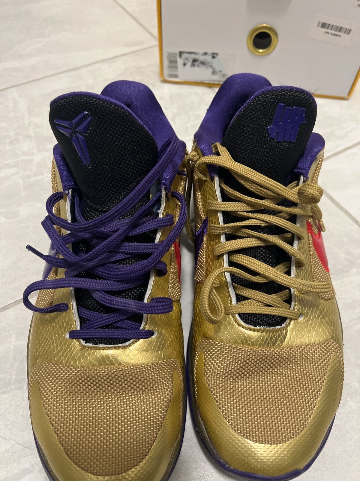 Nike Kobe 5 undefeated hall of fame Size US 10 / EU 43 - 9 Thumbnail