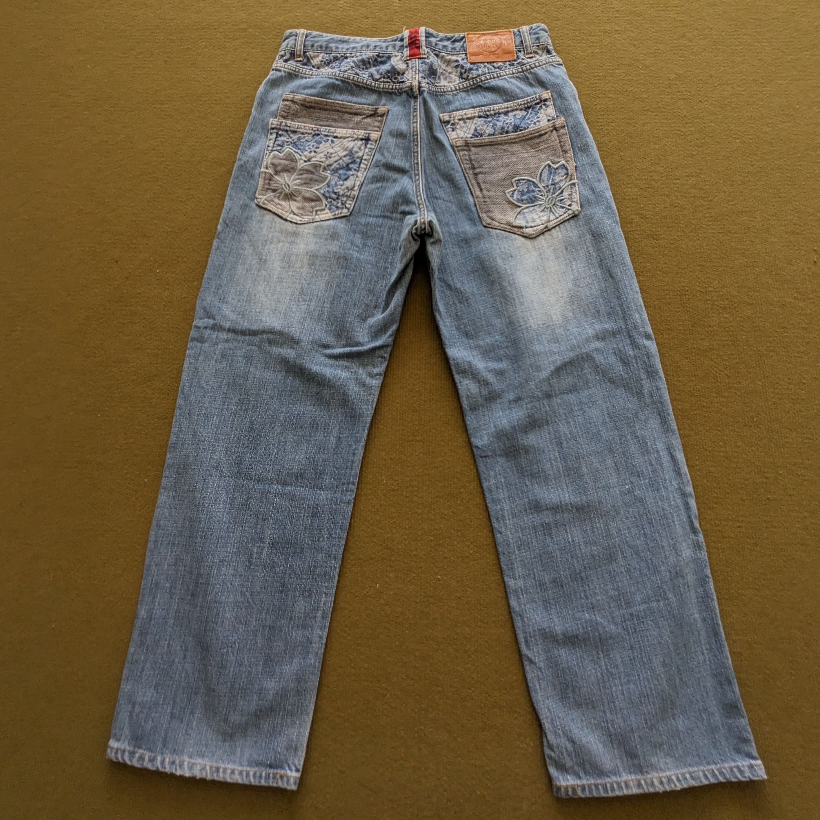 Karakuri Tamashii Vintage Karakuri Tamashii Japan Style Embroidery Jeans Size US 33 - 3 Thumbnail