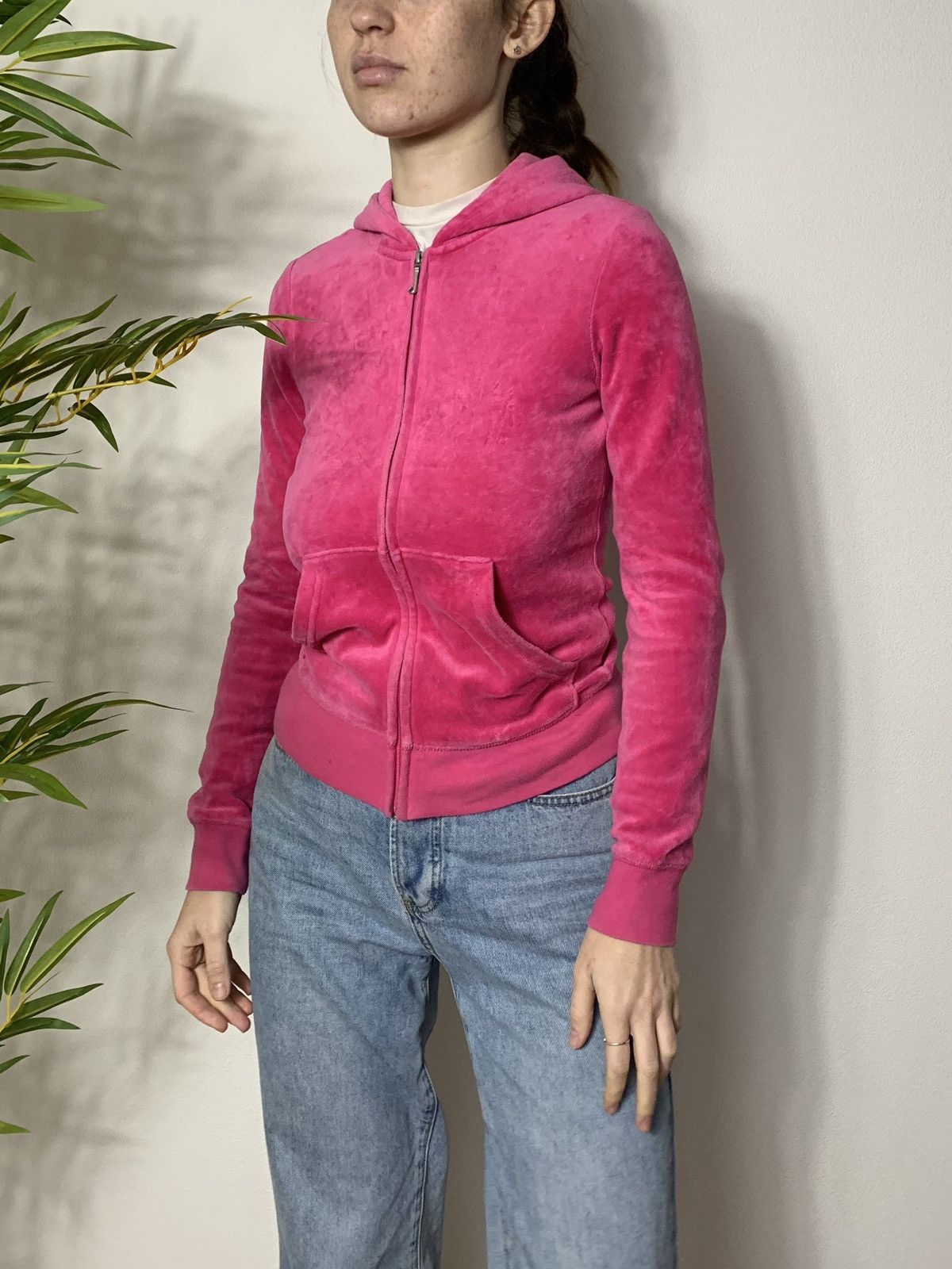 Juicy Couture VINTAGE JUICY COUTURE 2000s VELOUR ZIP HOODIE Size XS / US 0-2 / IT 36-38 - 7 Thumbnail