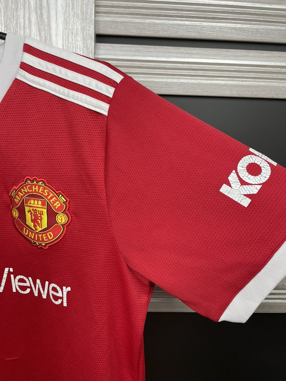 Adidas Van De Beek #34 Manchester United 2021/2022 Player Jersey Size US M / EU 48-50 / 2 - 3 Thumbnail