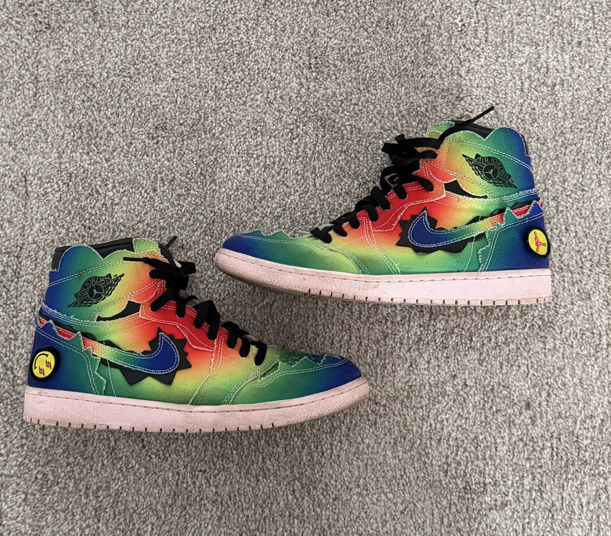 J Balvin × Jordan Brand Jordan one X Jbalvin Size US 10 / EU 43 - 2 Thumbnail
