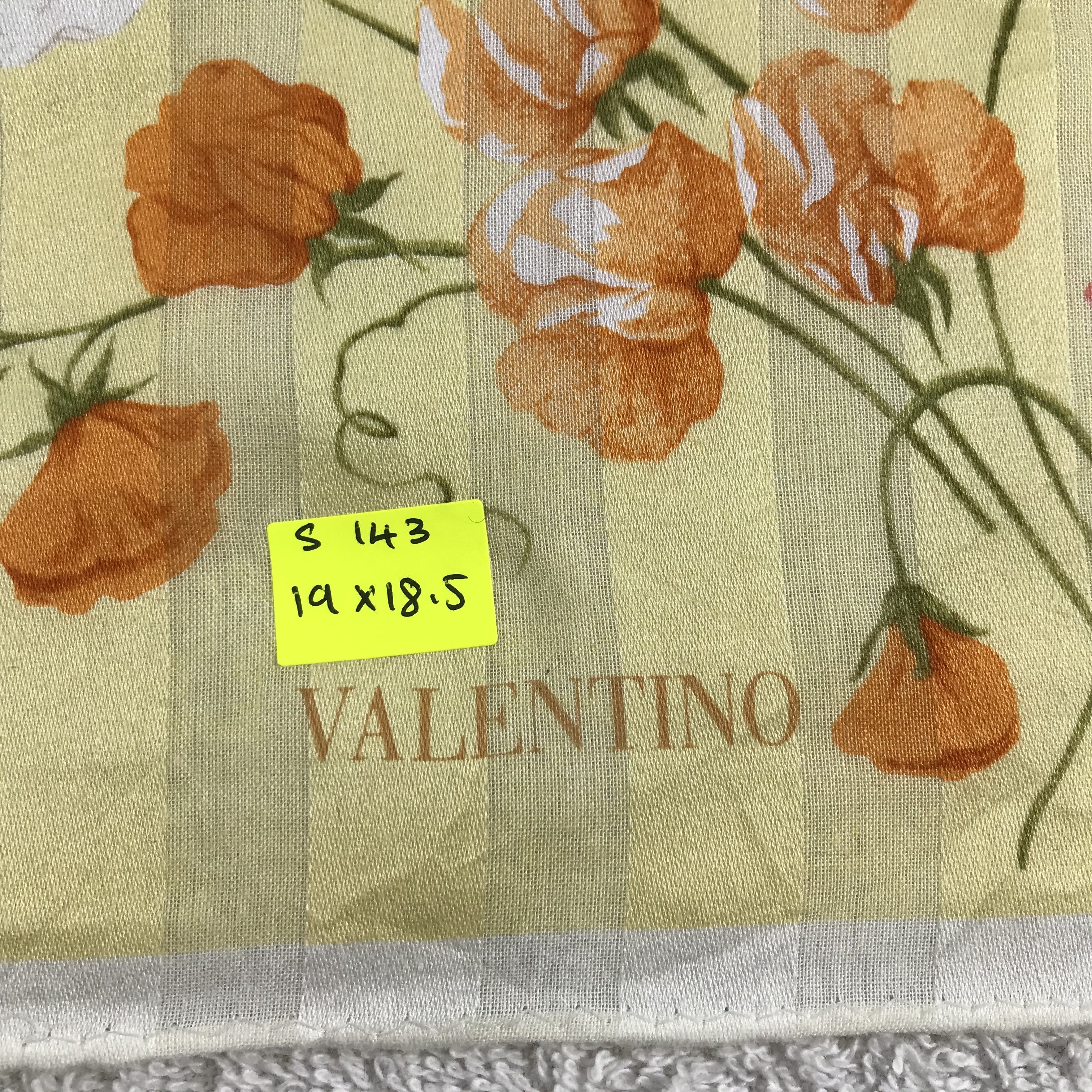 Valentino × Vintage Valentino Bandana / Handkerchief / Neckerchief - S143 Size ONE SIZE - 5 Thumbnail