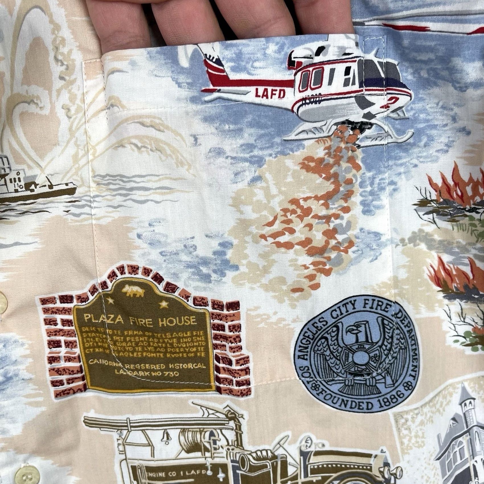 Reyn Spooner Reyn Spooner Shirt Mens Medium Beige Firefighters LAFD Hawaiian Aloha Button Up Size US M / EU 48-50 / 2 - 5 Thumbnail
