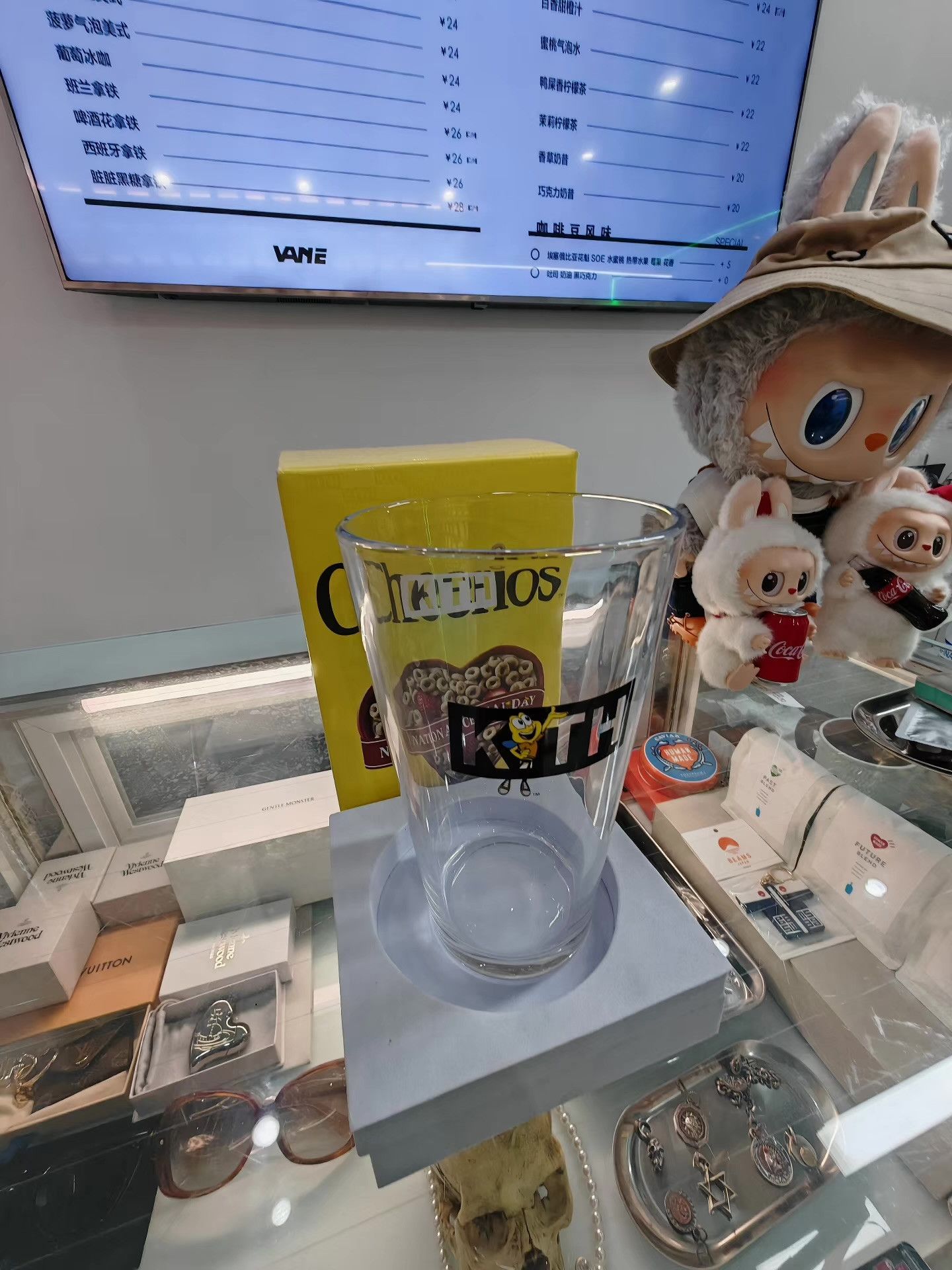 Kith Kith Treats x Cheerios Collaborative Glass Cup。 Q15 Size ONE SIZE - 2 Thumbnail