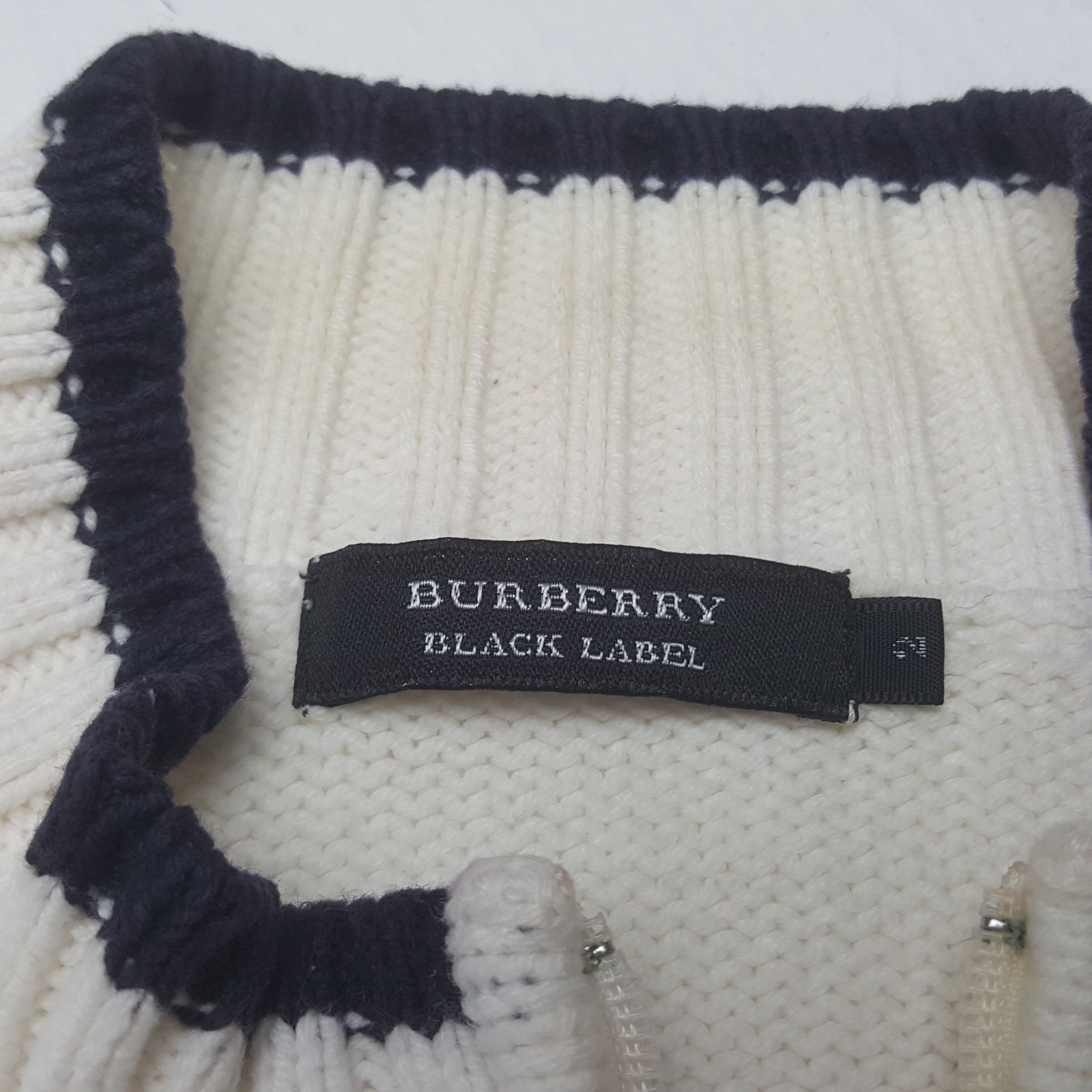 Burberry Vintage Burberry Black Label Sweater Jacket C307N8 Size US S / EU 44-46 / 1 - 5 Thumbnail