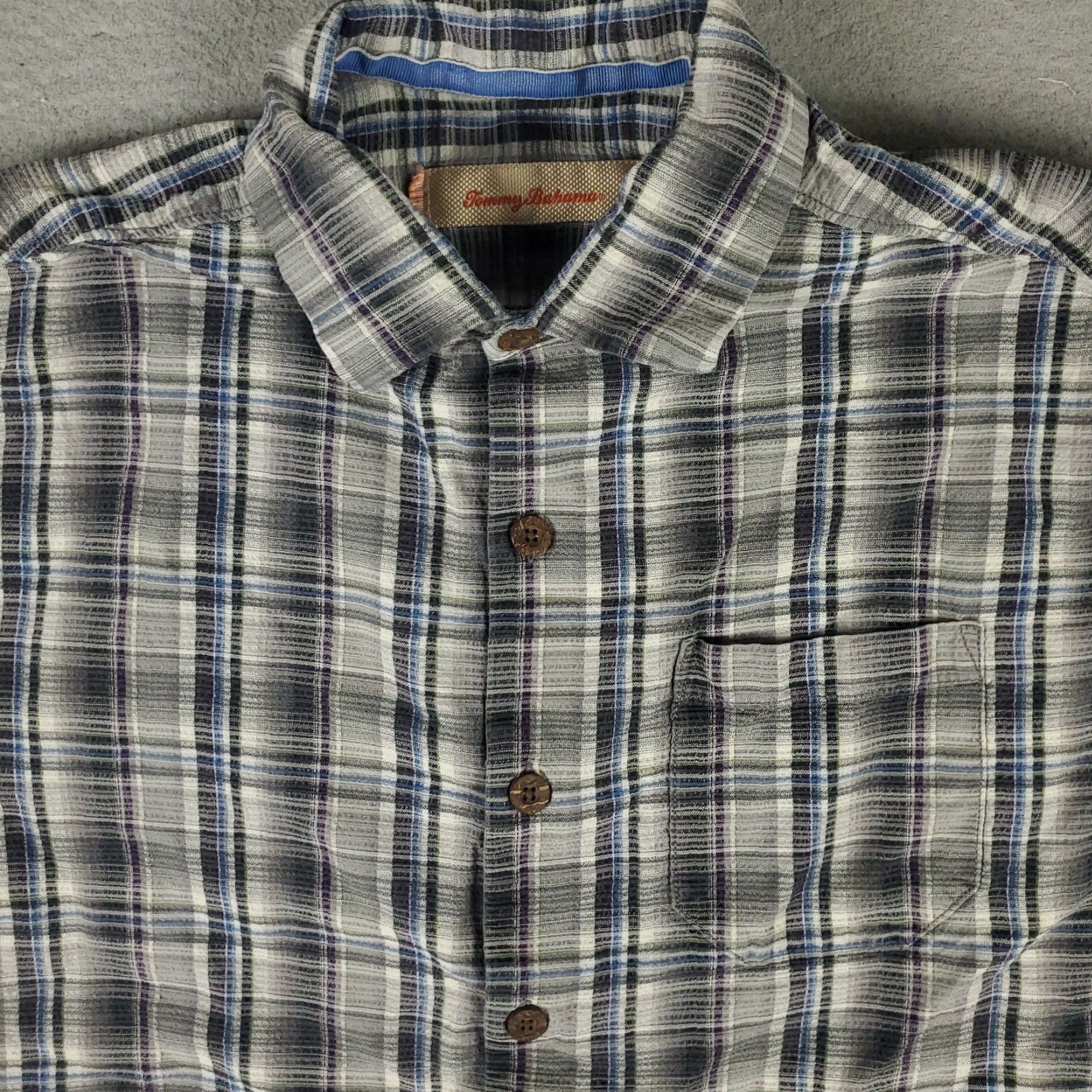 Tommy Bahama Tommy Bahama Silk Shirt Mens Medium Gray Plaid Button-Up Short Sleeve Hawaiian Size US M / EU 48-50 / 2 - 2 Thumbnail