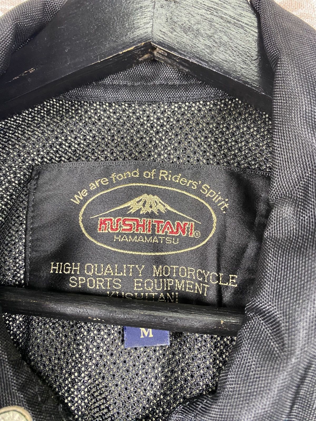 Japanese Brand Kushitani RTC Mitaka Motorcycle HighTech Air Intake Explorer Size US M / EU 48-50 / 2 - 12 Thumbnail