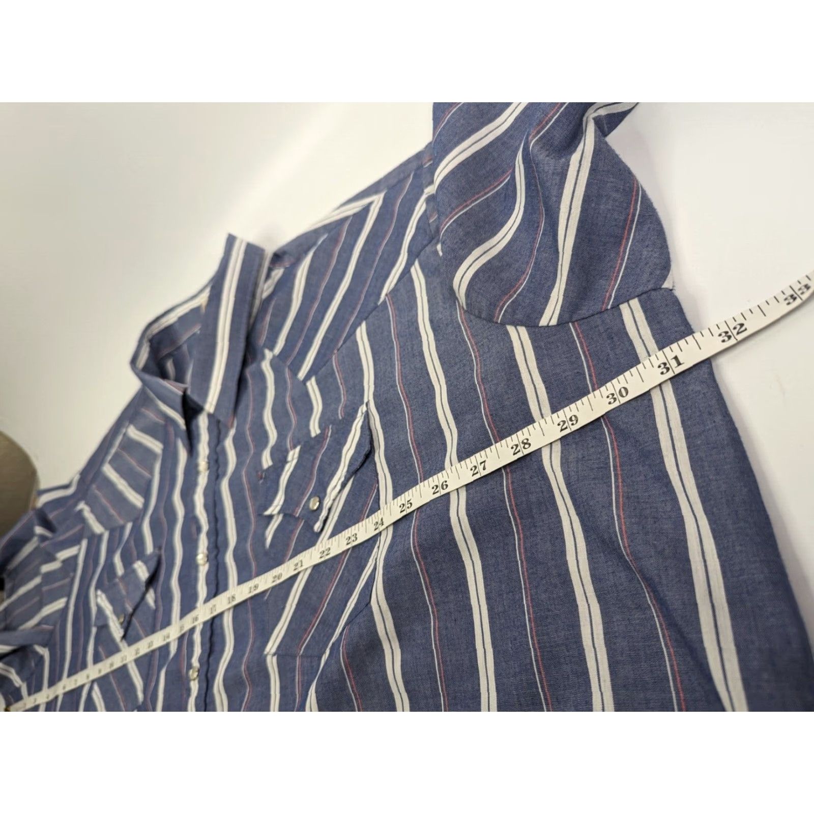 Vintage VINTAGE Ely Cattleman Pearl Snap Shirt Mens 4X Big Blue White Striped Short Sleeve Snap Button-Up Western Theme Mens Big & Tall Size US XXL / EU 58 / 5 - 5 Thumbnail