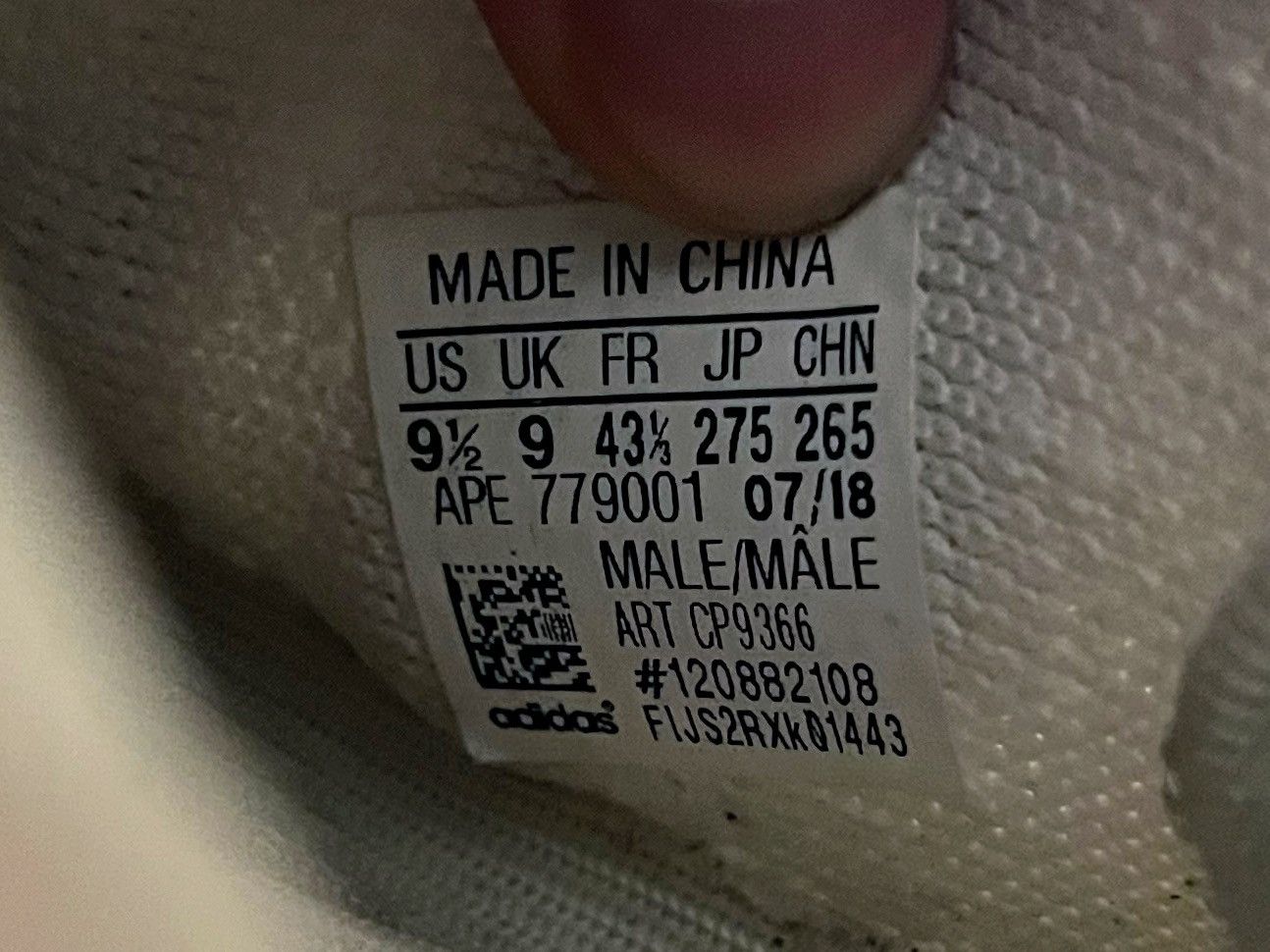 Yeezy Adidas Yeezy Boost 350 V2 Cream Size US 9.5 / EU 42-43 - 10 Thumbnail