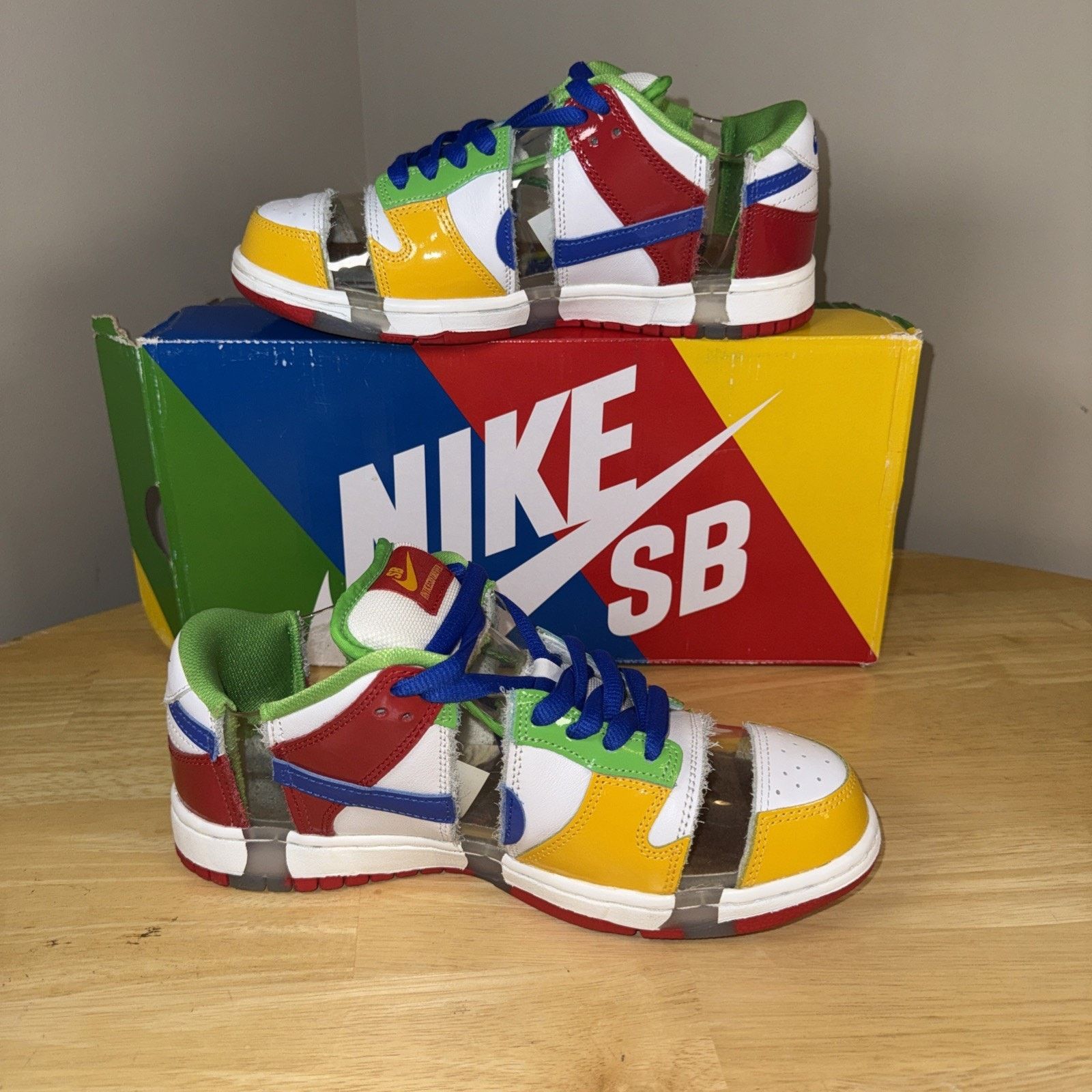 Nike Size 7 - Nike Dunk Low SB Sandy Bodecker Size US 7 / EU 40 - 3 Thumbnail