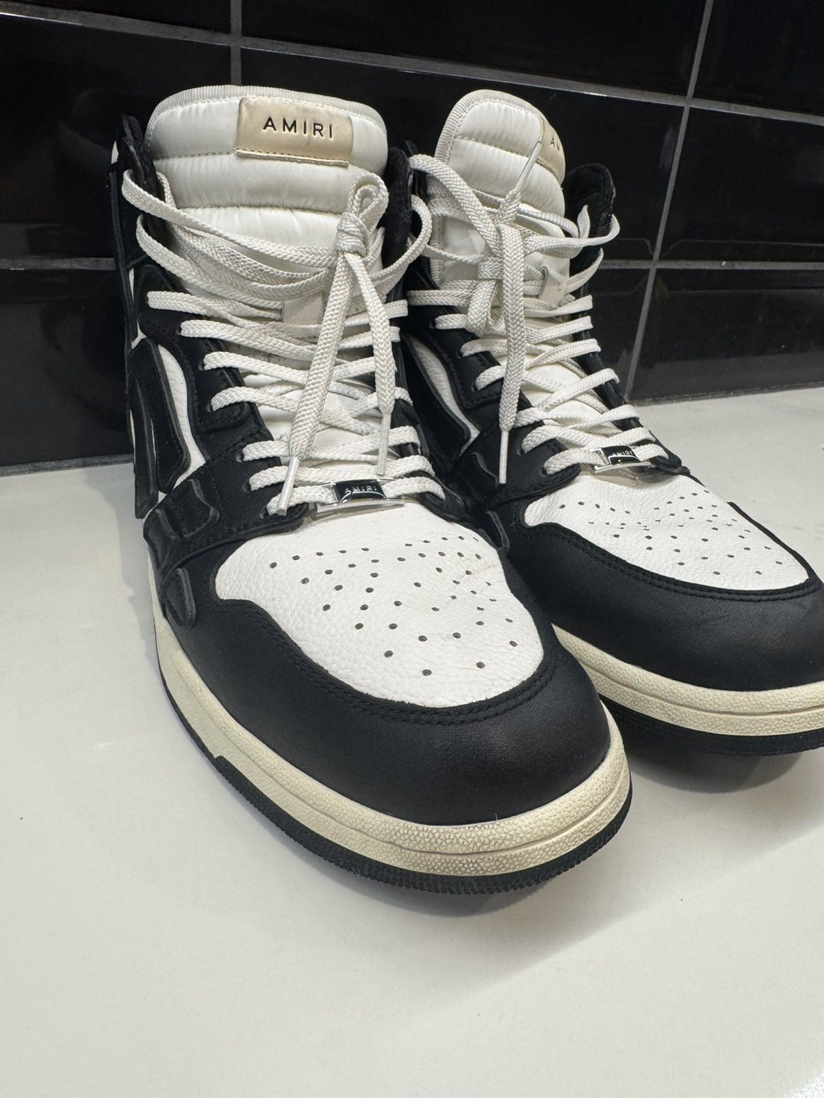 Amiri AMIRI Skel Top High Sneakers Black/White – Size 14 Size US 14 / EU 47 - 15 Thumbnail