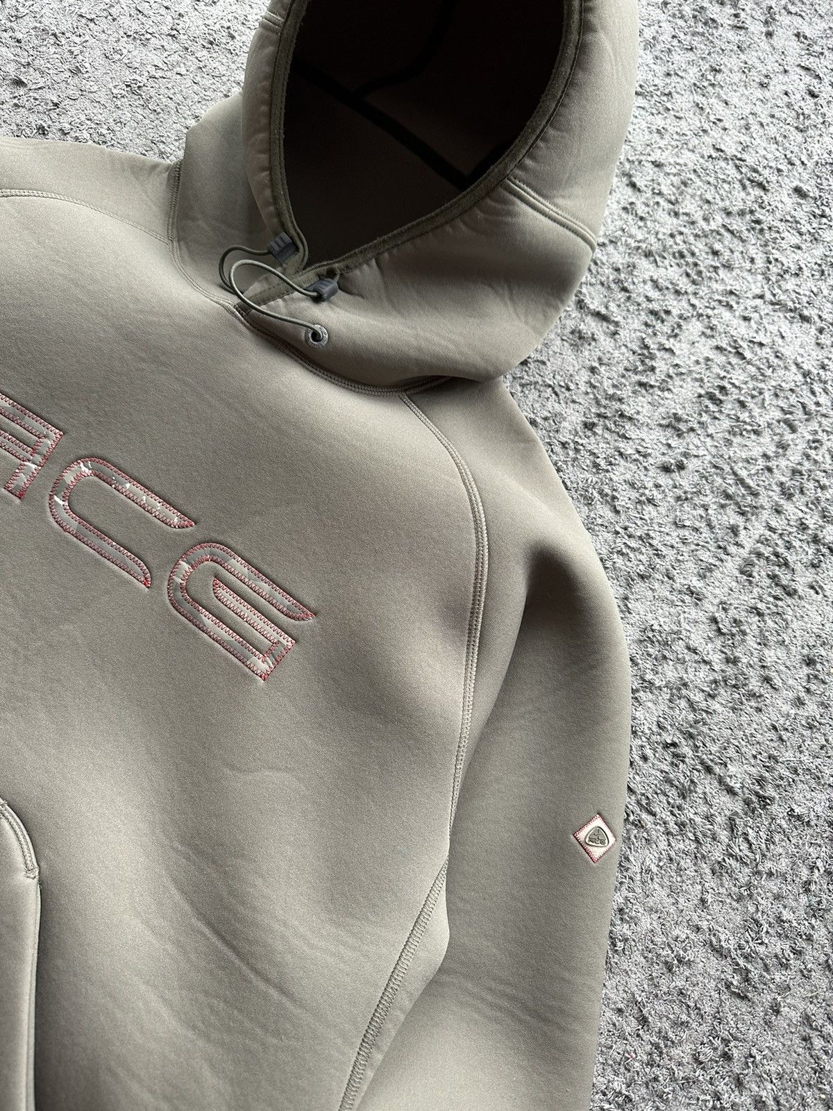 Nike × Nike ACG × Vintage Nike ACG Vintage Oversize Central Logo Ninja Hoodie Size US M / EU 48-50 / 2 - 7 Thumbnail